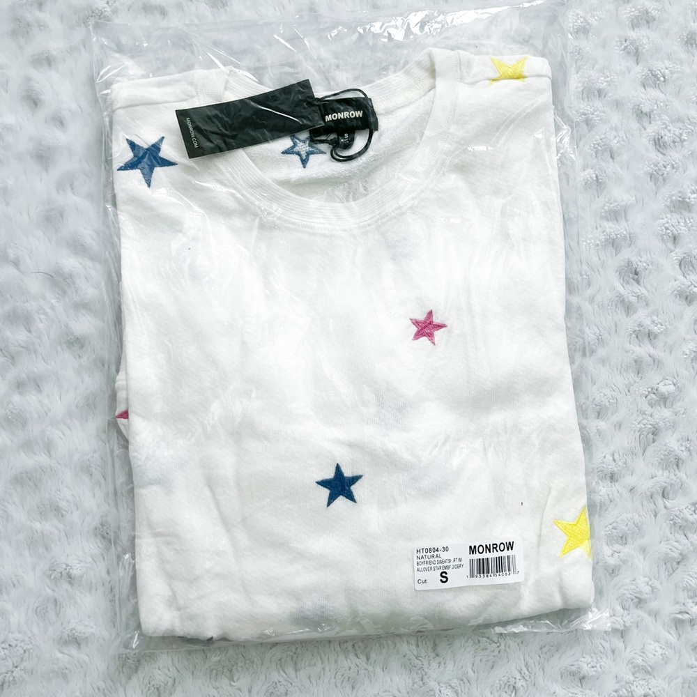 NWT- MONROW Boyfriend Sweatshirt with Allover Embroidered Star Print in Natural - Picture 4 of 11